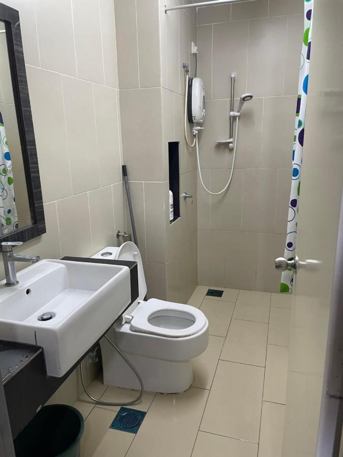 Sea View Water Theme Park At Swiss Garden Residence - 2 Bedroom Apartment Куантан Екстериор снимка