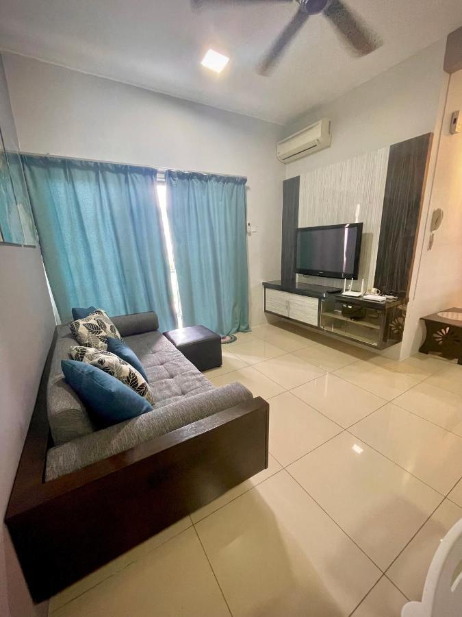 Sea View Water Theme Park At Swiss Garden Residence - 2 Bedroom Apartment Куантан Екстериор снимка